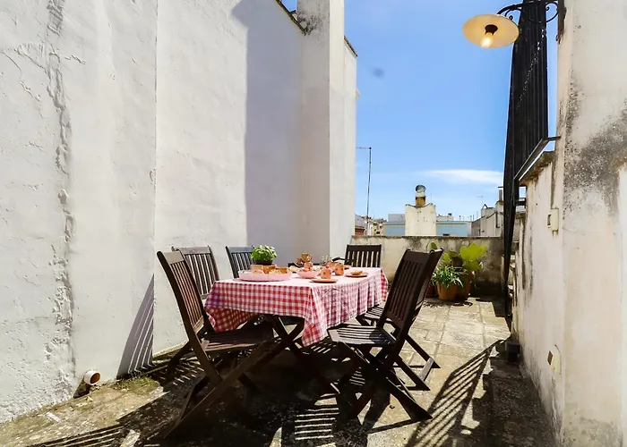 Semesterbostad Luna E Basilico By Casa Di Marco *