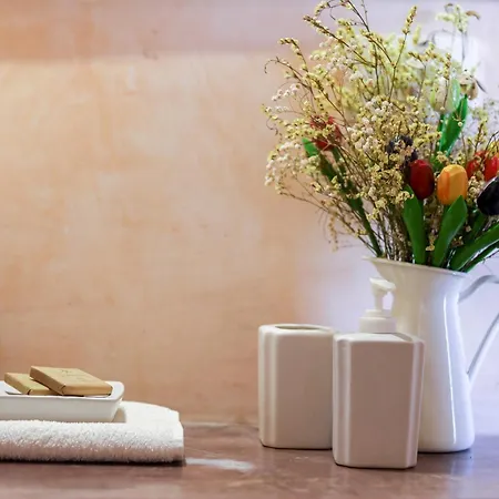 Luna E Basilico By Casa Di Marco Ap6 파라비타