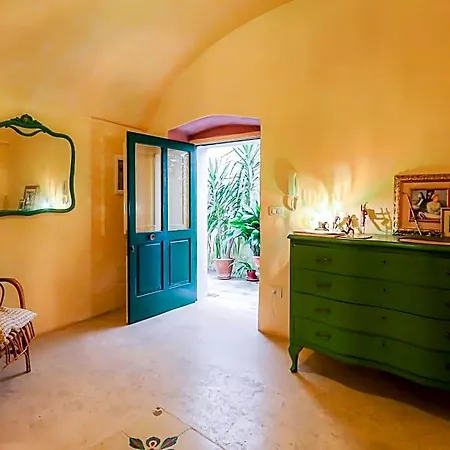 Luna E Basilico By Casa Di Marco