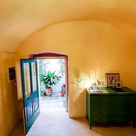 Luna E Basilico By Casa Di Marco